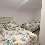 El Terreno Semesterbostad *